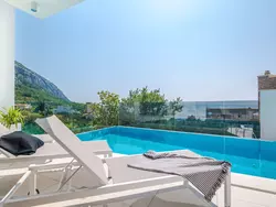 Bild zur gratis inserierten Ferienwohnung Schöne Villa Zvizdan mit Infinity-Pool.