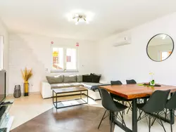 Bild zur gratis inserierten Ferienwohnung "Borka Regi" mit Balkon.