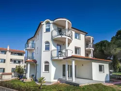 Bild zur gratis inserierten Ferienwohnung Wohnung "Pinia 5" mit Balkon.