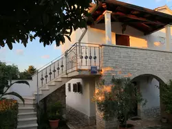 Bild zur gratis inserierten Ferienwohnung Onda, Ferienwohnung mit Loggia und eigener Eingang.