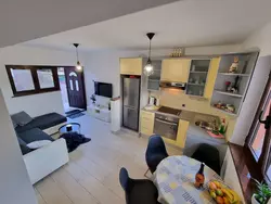 Bild zur gratis inserierten Ferienwohnung Wohnung in Crikvenica für 4 Personen mit Terrasse.
