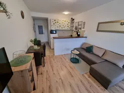 Bild zur gratis inserierten Ferienwohnung Wohnung in Crikvenica mit privatem Parkplatz.