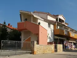 Bild zur gratis inserierten Ferienwohnung Modernes und komfortables Wohndesign.