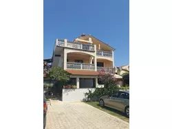 Bild zur gratis inserierten Ferienwohnung Wohnung "First" mit Terrasse.