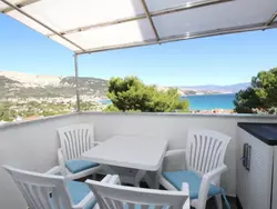Bild zur gratis inserierten Ferienwohnung in Baška mit Eigenem Balkon und Meerblick.