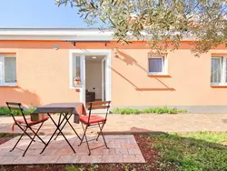 Bild zur gratis inserierten Ferienwohnung Apartment mit Klimaanlage für 2 Personen.