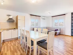 Bild zur gratis inserierten Ferienwohnung "Dragan 2" mit Balkon.