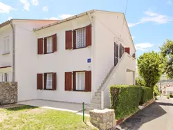 Bild zur gratis inserierten Ferienwohnung Wohnung in Baška mit Eigenem Balkon.