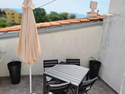 Bild zur gratis inserierten Ferienwohnung in Baška mit Terrasse.