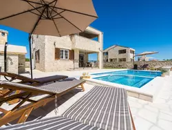 Bild zur gratis inserierten Ferienwohnung Villa Karin.