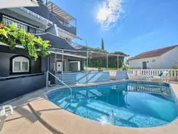 Bild zur gratis inserierten Ferienwohnung Ticic 3, Ciovo Sleeps 4.