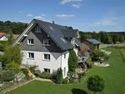 Bild zur gratis inserierten Ferienwohnung Appartement in Beuren mit Terrasse und Grill.