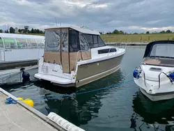 Bild zur gratis inserierten Ferienwohnung Yacht Overtime im Hafen der Marina Braunsbedra.