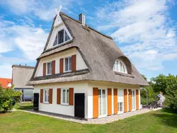 Bild zur gratis inserierten Ferienwohnung mit Garten und Whirlpool.