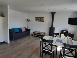 Bild zur gratis inserierten Ferienwohnung Die Ruhe des Landes am Meer in einer Region mit Gemüseanbau.