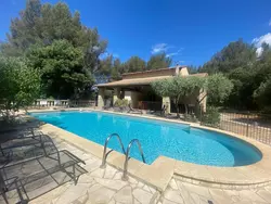 Bild zur gratis inserierten Ferienwohnung Provence 5 pers 2 Zimmer Schwimmbad Tennis.