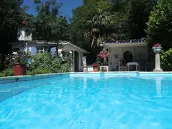 Bild zur gratis inserierten Ferienwohnung Anwesen "Moulin a Eau" auf einem Bauernhof.