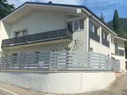 Bild zur gratis inserierten Ferienwohnung Wohnung in Caprino Veronese mit Garten.