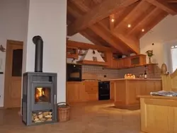 Bild zur gratis inserierten Ferienwohnung Elegantes und geräumiges Dachgeschosszimmer in den Dolomiten.