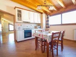 Bild zur gratis inserierten Ferienwohnung Wohnung in Trecastagni mit Terrasse.