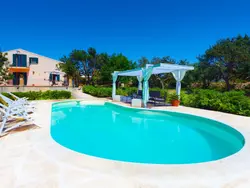 Bild zur gratis inserierten Ferienwohnung Ferienvilla 'Mamma Ginevra' mit privatem Pool.