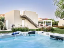 Bild zur gratis inserierten Ferienwohnung 'Villa Paolo' mit Gemeinschaftspool.