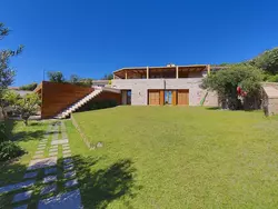 Bild zur gratis inserierten Ferienwohnung Villa Bonnie, Meerblick, Schwimmbad mit Jacuzzi.