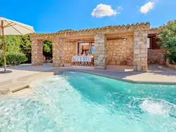 Bild zur gratis inserierten Ferienwohnung Villetta Corallo mit Aussicht und wenige Meter vom Meer entfernt.