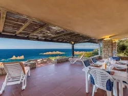 Bild zur gratis inserierten Ferienwohnung in Costa Paradiso mit Grill, Terrasse und Garten.