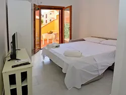 Bild zur gratis inserierten Ferienwohnung Schönes Studio in Santa Teresa Gallura.