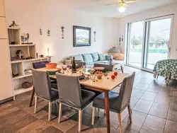 Ferienwohnung Les Perles du Lac in Port-Valais - 4 Personen, Hund erlaubt