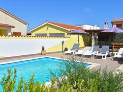 Bild zur gratis inserierten Ferienwohnung Villa 1962.