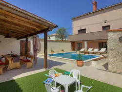 Bild zur gratis inserierten Ferienwohnung Villa House Eleonora.