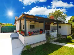 Bild zur gratis inserierten Ferienwohnung House 1818.