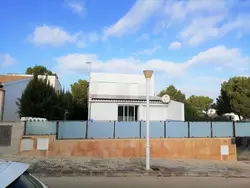 Bild zur gratis inserierten Ferienwohnung Villa DOMUS GENTI con bbq y piscina privada muy cerca de la playa - WiFi Gratis.