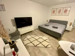 Bild zur gratis inserierten Ferienwohnung Moderne und gemütliche Ferienwohnung in Zwickau free Wifi und Netflix.