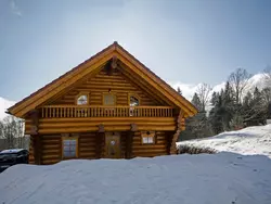 Bild zur gratis inserierten Ferienwohnung Traumhafte Ferien im Schwarzwald-Chalet Die perfekte Location für Premium Somme.