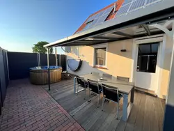 Bild zur gratis inserierten Ferienwohnung mit privat Hottub und Klima..