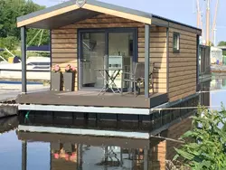 Bild zur gratis inserierten Ferienwohnung Hausboot KHT 1 Lacet mit Elektrokamin im Salon, 1 Schlafraum, Küche, Duschbad m.