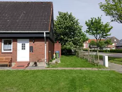 Ferienhaus mit Garten, Grill und Terrasse in Friedrichskoog-Spitze - 5 Personen, Hund erlaubt