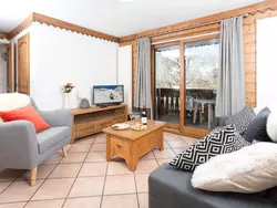 Bild zur gratis inserierten Ferienwohnung in Chamonix mit geräumigem Balkon und weitem Blick.