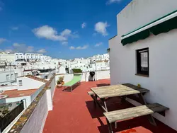 Bild zur gratis inserierten Ferienwohnung Wohnung mit großer Dachterrasse in Vejer.