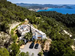 Bild zur gratis inserierten Ferienwohnung in Es Cubells mit Privatem Pool.