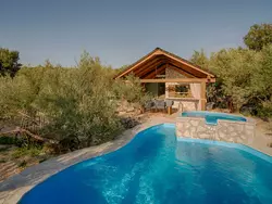 Bild zur gratis inserierten Ferienwohnung Haus mit Pool, 50 Meter vom Meer entfernt.