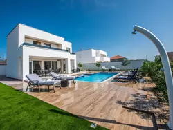 Bild zur gratis inserierten Ferienwohnung Luxusvillen Anita mit privatem Pool A6.