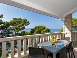 Bild zur gratis inserierten Ferienwohnung Pine Canopy Family Studio mit Meerblick A2.