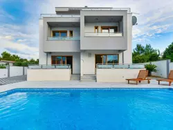 Bild zur gratis inserierten Ferienwohnung Vila Megy - ID 2209.