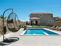 Bild zur gratis inserierten Ferienwohnung Neue Luxusvilla mit Schwimmbad, Sauna.