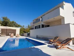 Bild zur gratis inserierten Ferienwohnung "Adrimar" mit privatem Pool.