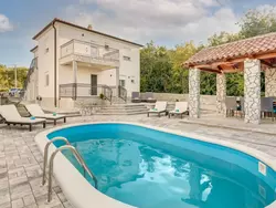 Bild zur gratis inserierten Ferienwohnung Neue Villa mit Pool und Meerblick.